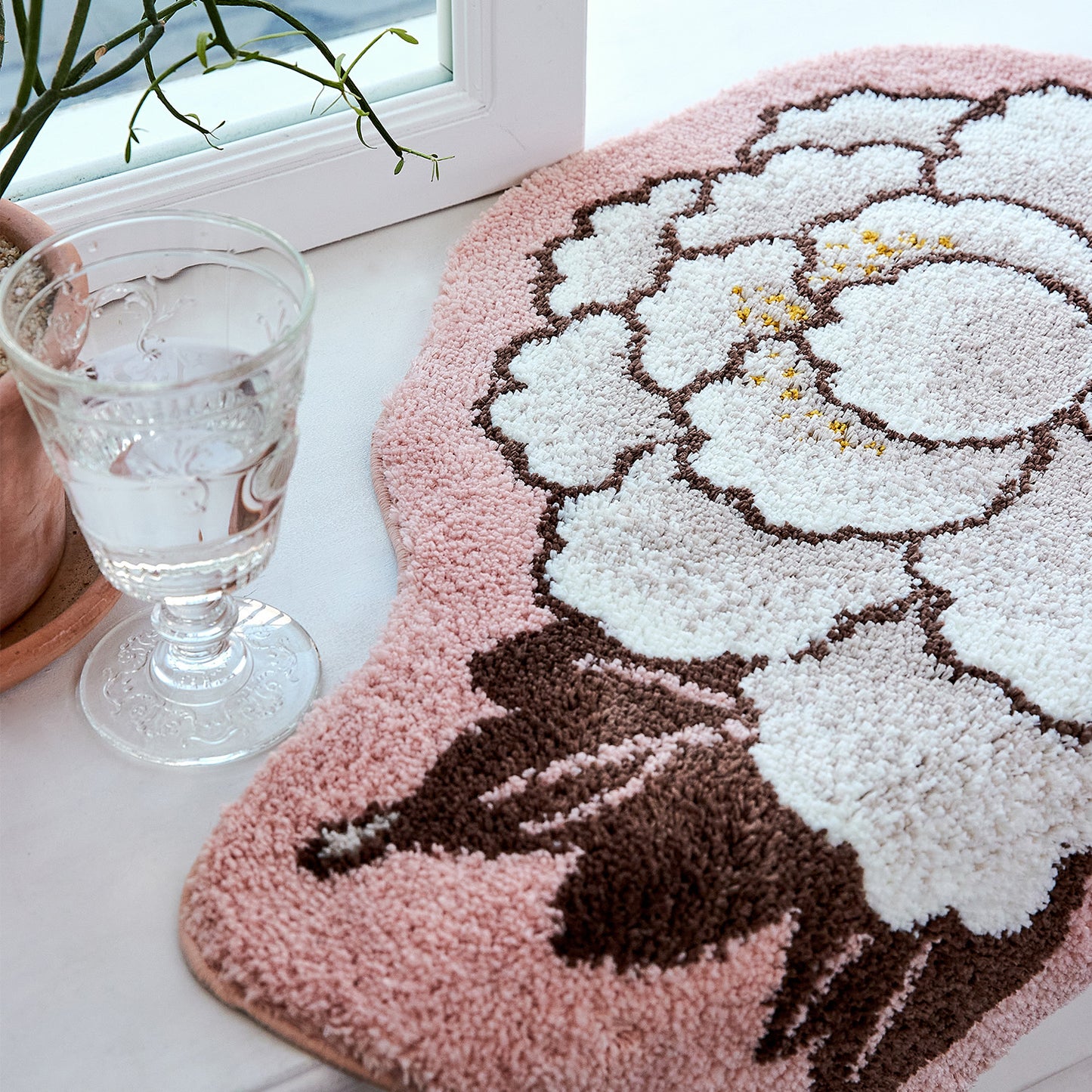 Peony Rug (Pink)